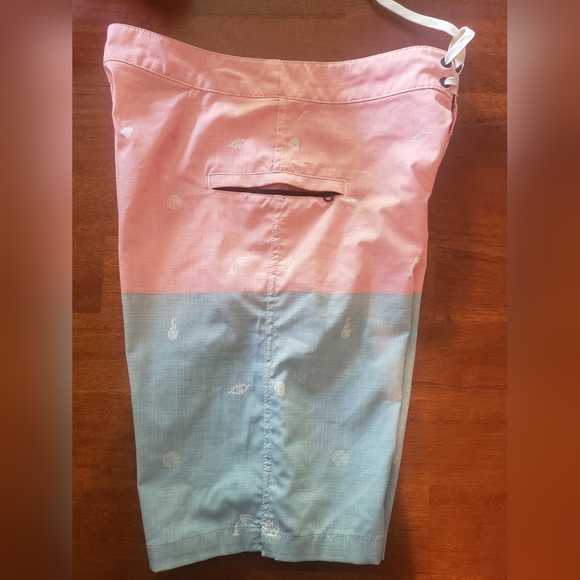 Van's swim trunk size 28 - Picture 3 of 3